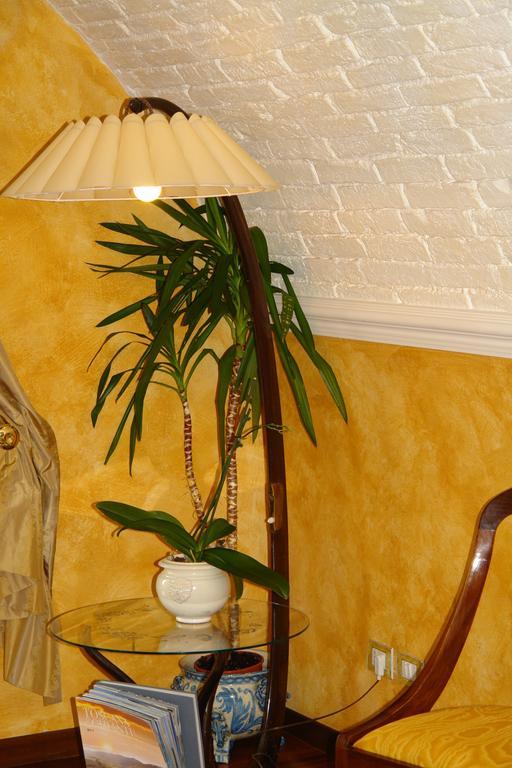 Bed and Breakfast Residenza D'Epoca Campo Regio Relais Siena Exterior foto