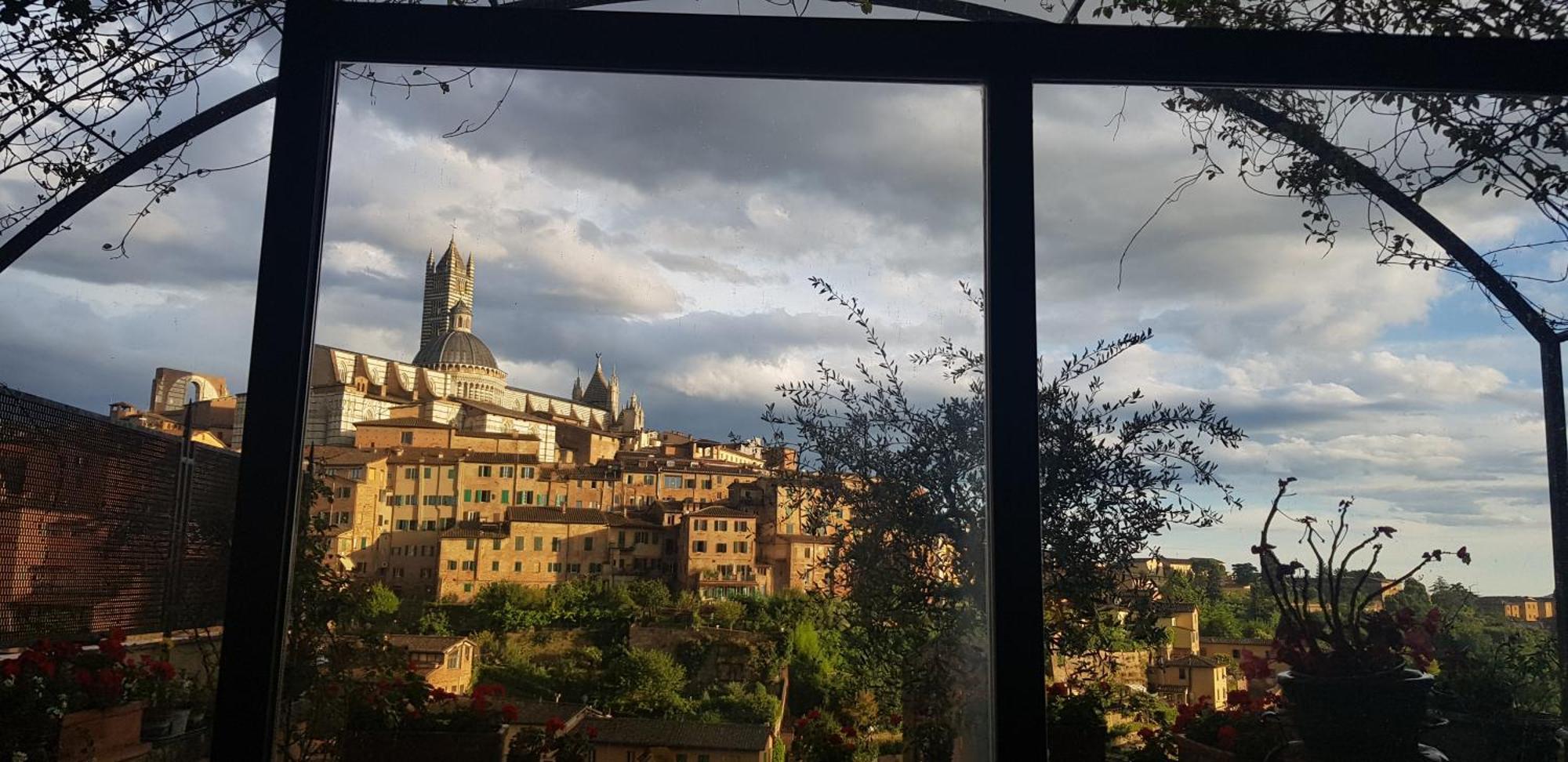 Bed and Breakfast Residenza D'Epoca Campo Regio Relais Siena Exterior foto
